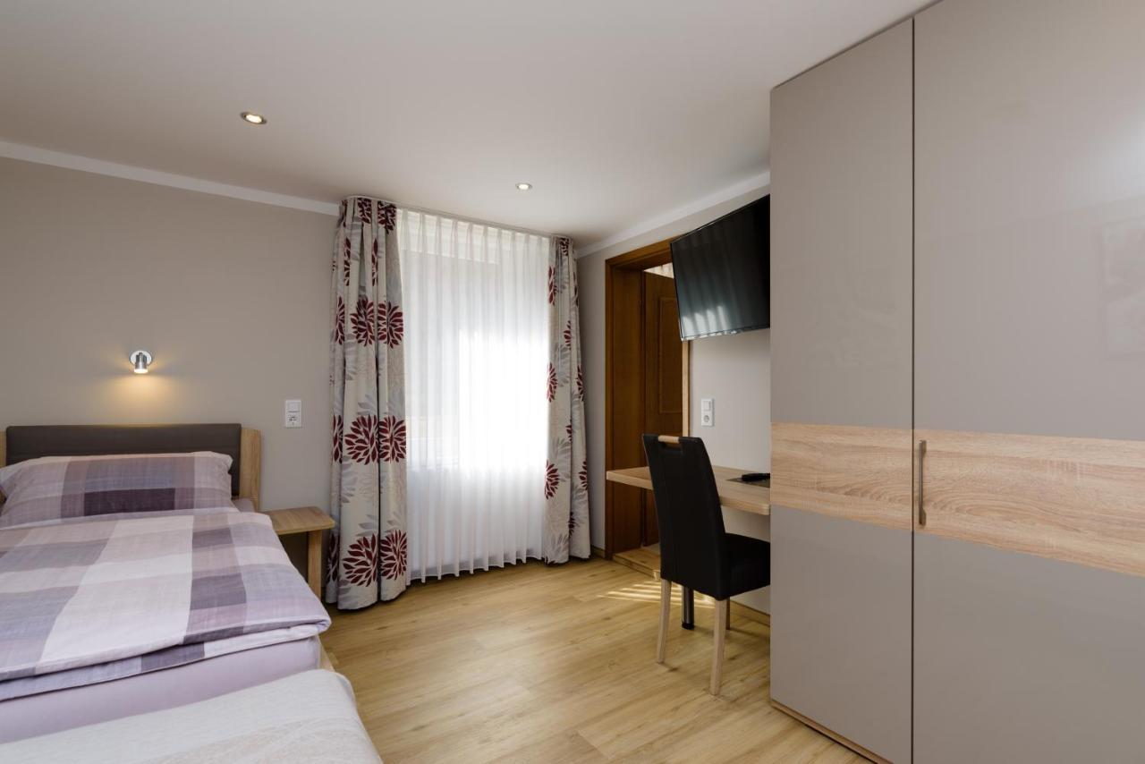 Hotel Deutsches Haus Aerzen Extérieur photo