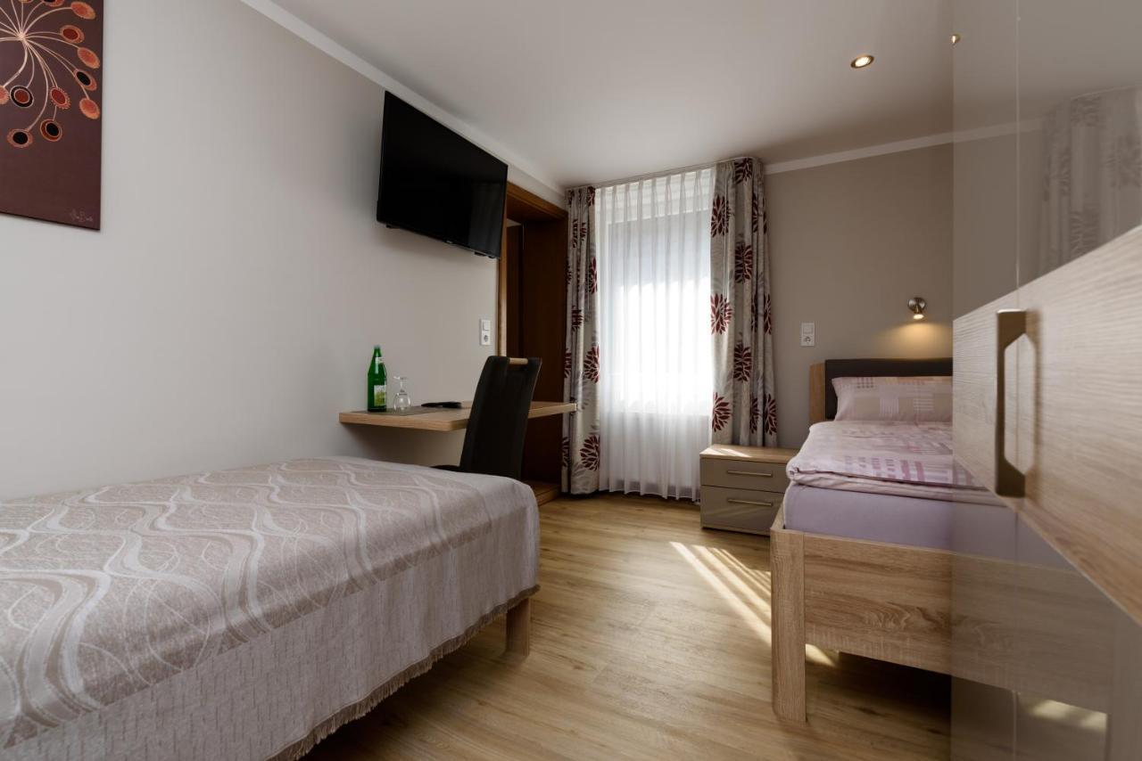 Hotel Deutsches Haus Aerzen Extérieur photo