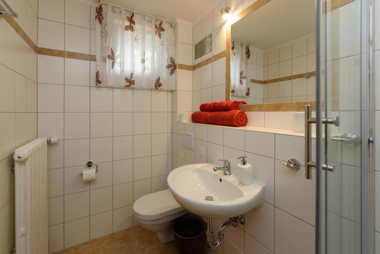 Hotel Deutsches Haus Aerzen Extérieur photo