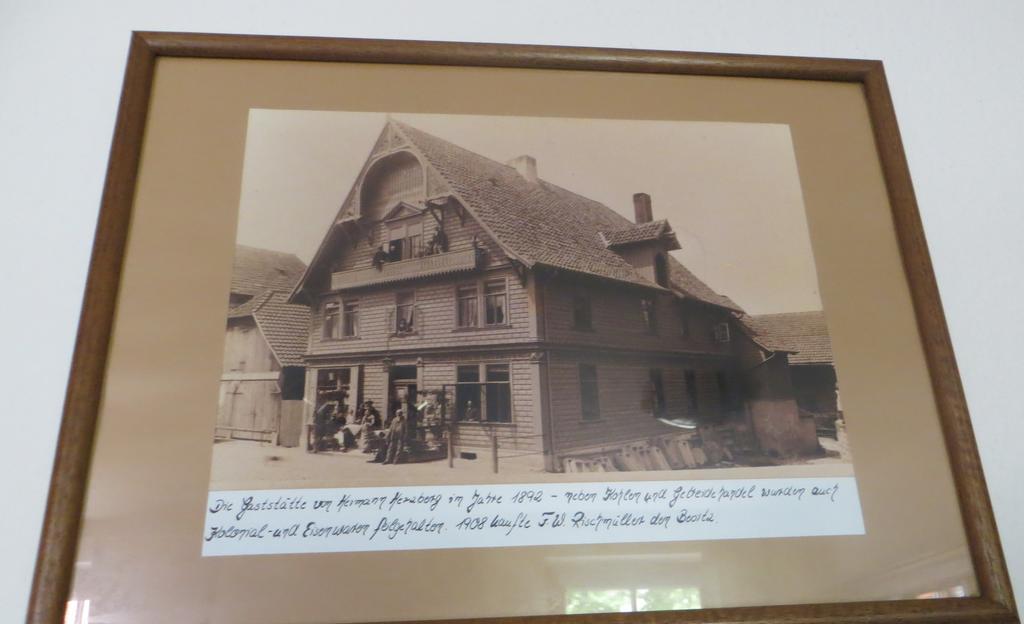 Hotel Deutsches Haus Aerzen Extérieur photo